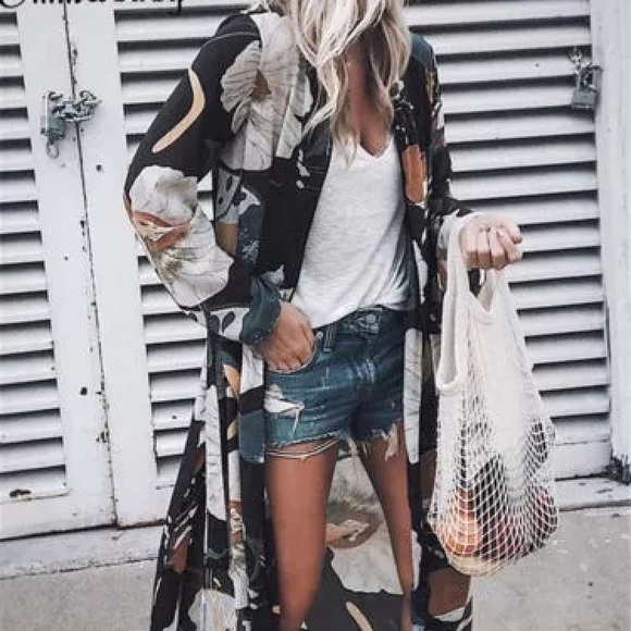 Other - New! Floral K I M O N O